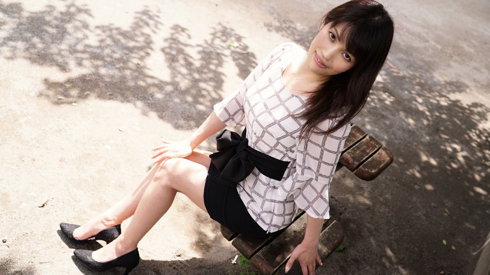 Poster of 032624_001 - Em gái với thân hình đầy đặn