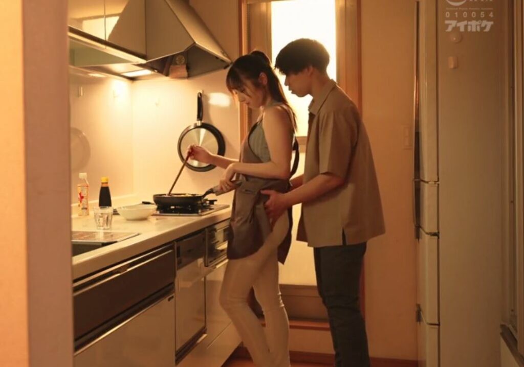 Poster of Cậu chủ nhỏ dâm dục gạ địt nữ giúp việc mông to xinh đẹp