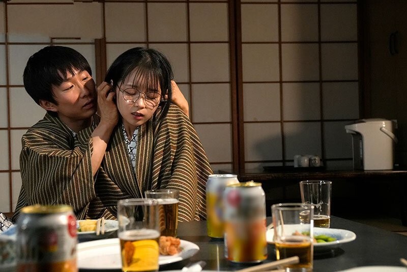 Poster of Cậu em trai gạ tình chị họ khi cùng nhau đi du lịch xa