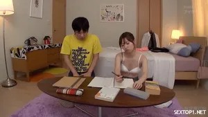 Poster of Cô em người yêu hứng tình