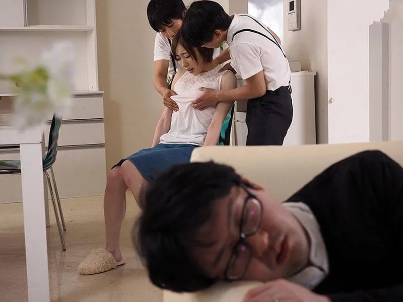 Poster of Dì trẻ và 2 đứa cháu trai nghịch ngợm đến nhà chơi