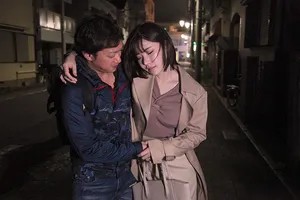 Poster of Đưa cô nhân viên nữ nhậu say xỉn vì cãi nhau với anh xã về nhà