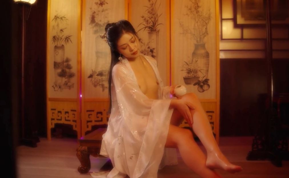 Poster of Tên tướng quân trộm nhìn hoàng hậu lúc nữa đêm và cái kết